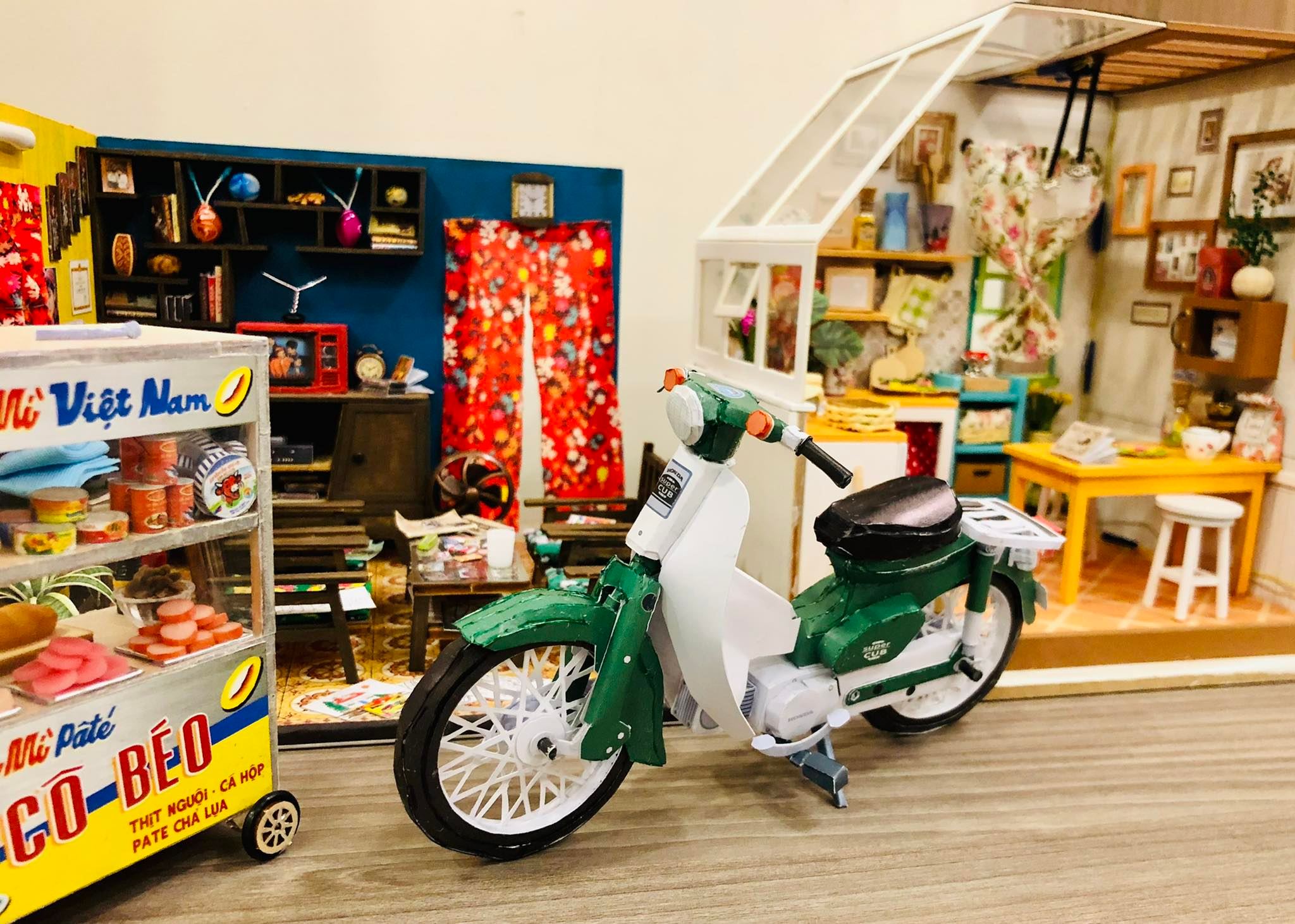 まとめ買い決定！サイゴンの街並みを再現した木製ミニチュア - We love